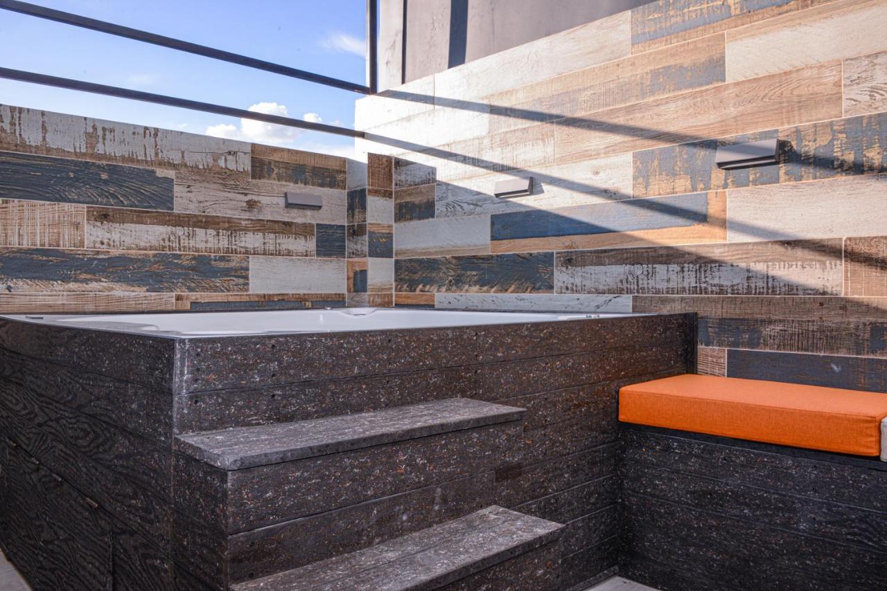 Apartamento Lleras Ac Hot Tub Medellín Eksteriør billede